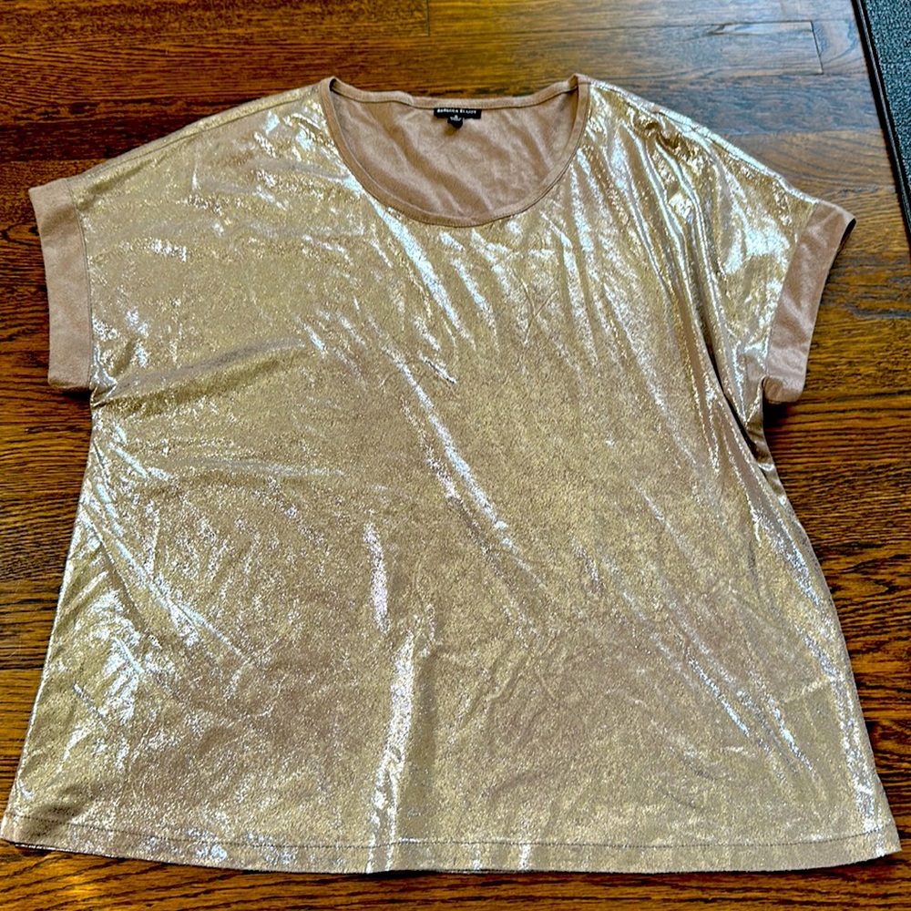 Rebecca Elliot shimmer t shirt with suede trim
